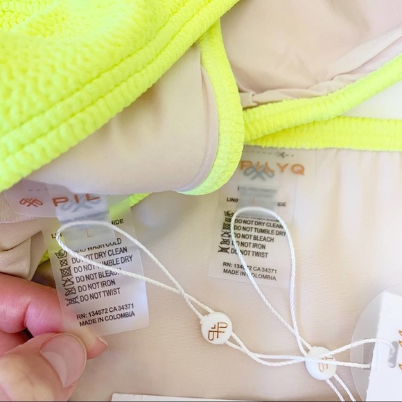 PilyQ Pineapple Reef Bikini Set size Large - Picture 7 of 12